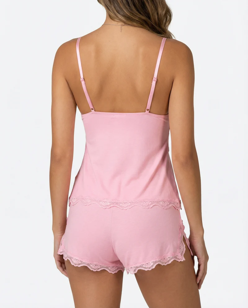 Conjunto encaje rosa - vista trasera