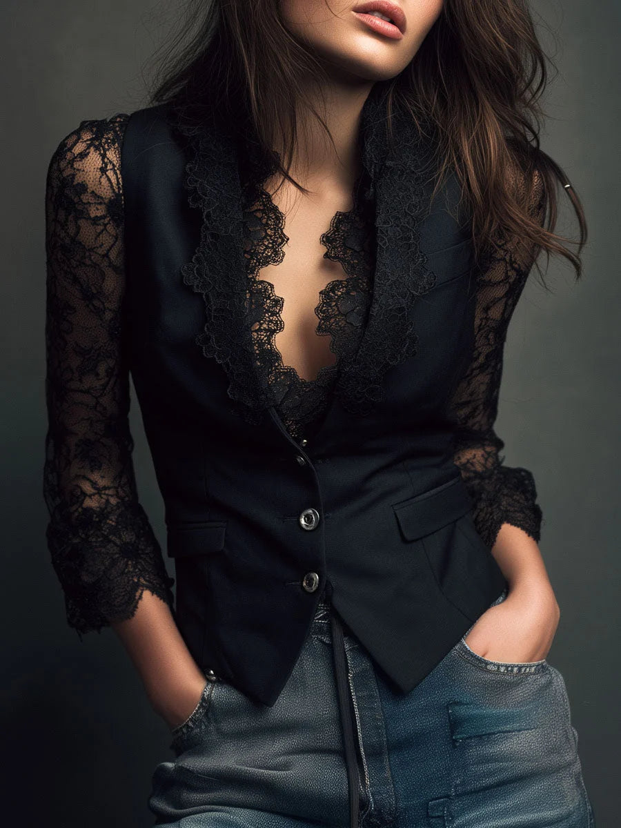 NOÉMIE | Blazer Noir à Manches Dentelle